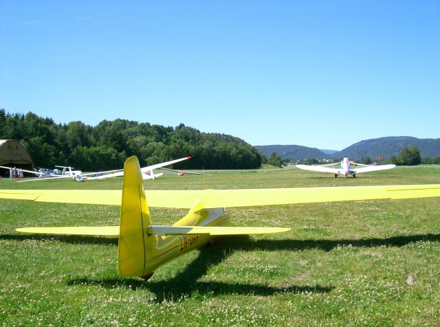 Jan og TAUen tjenestegj�r p� sommerleir p� Lunde