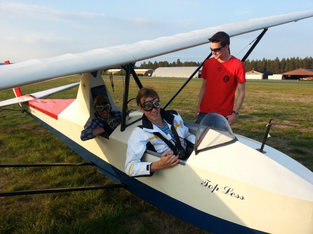 Vegard og Anders klar til avgang i T-31 mens Mats passer p�.